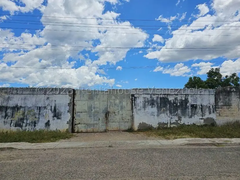 Comercial (Estacionamiento) en Venta en Municipio Torres, Lara