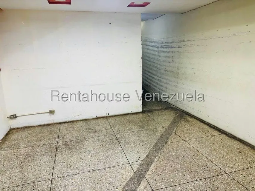 Local Comercial en Alquiler en Paraiso, Zulia - 14