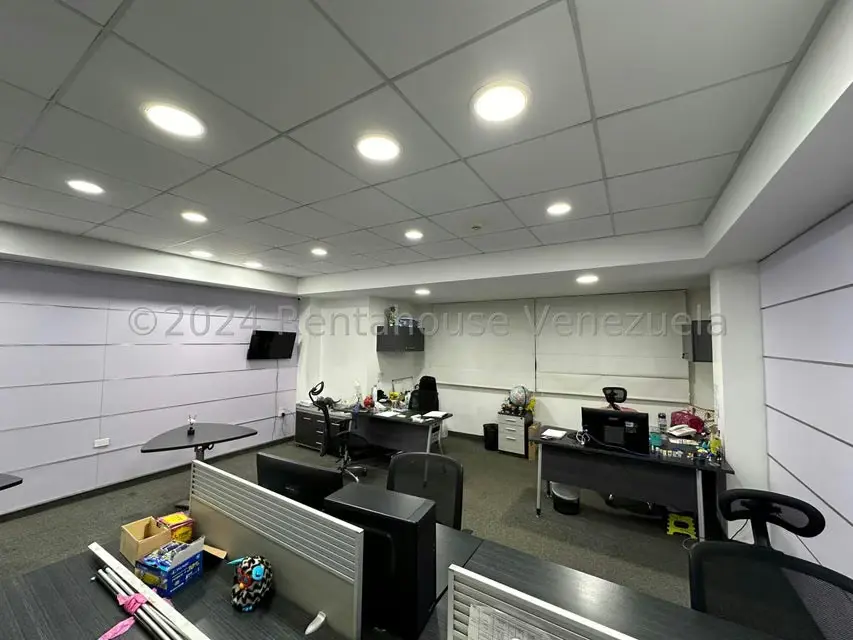 Comercial (Edificio) en Venta en Zona Centro, Aragua - 16