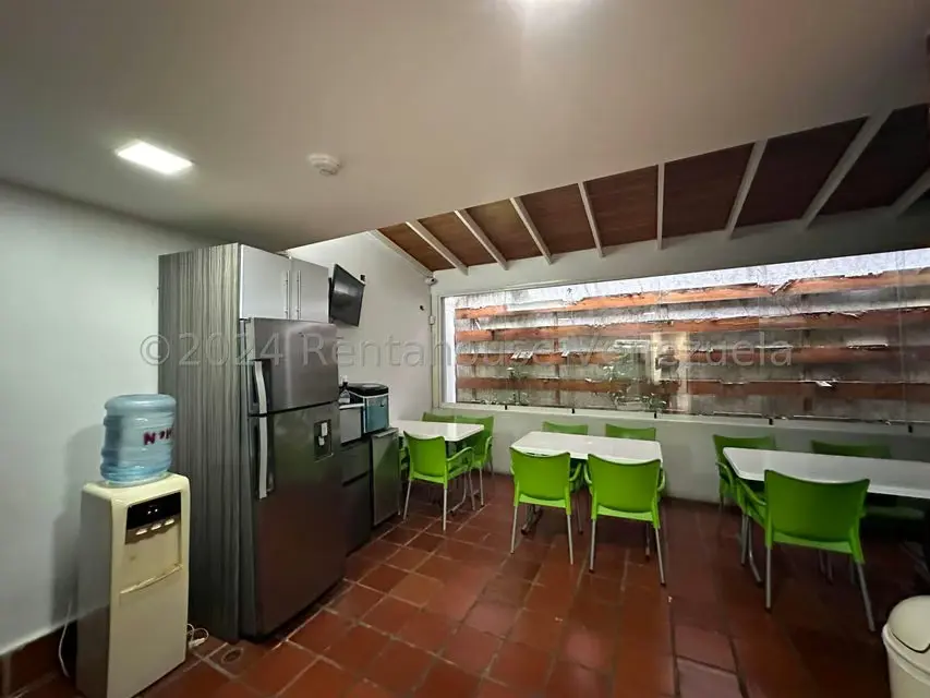 Comercial (Edificio) en Venta en Zona Centro, Aragua - 27