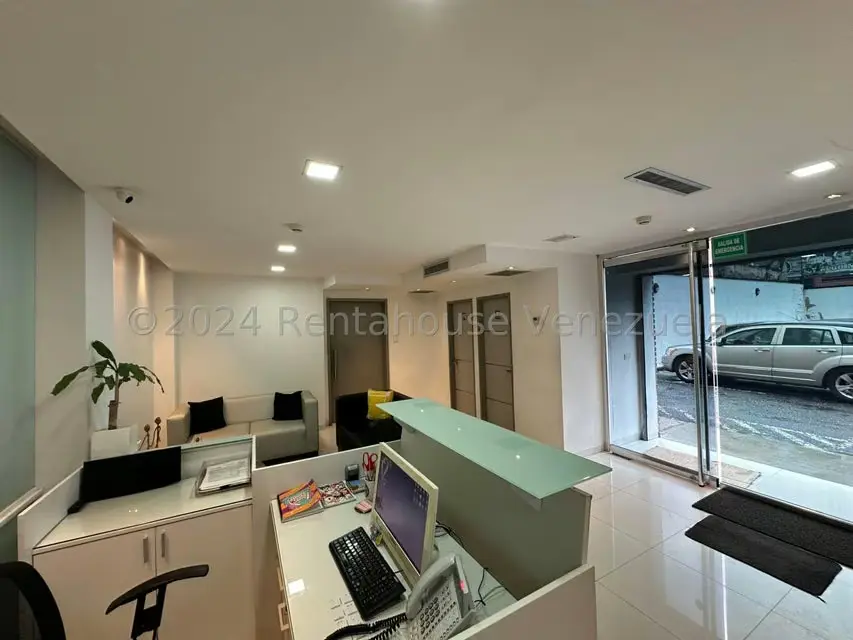 Comercial (Edificio) en Venta en Zona Centro, Aragua - 3