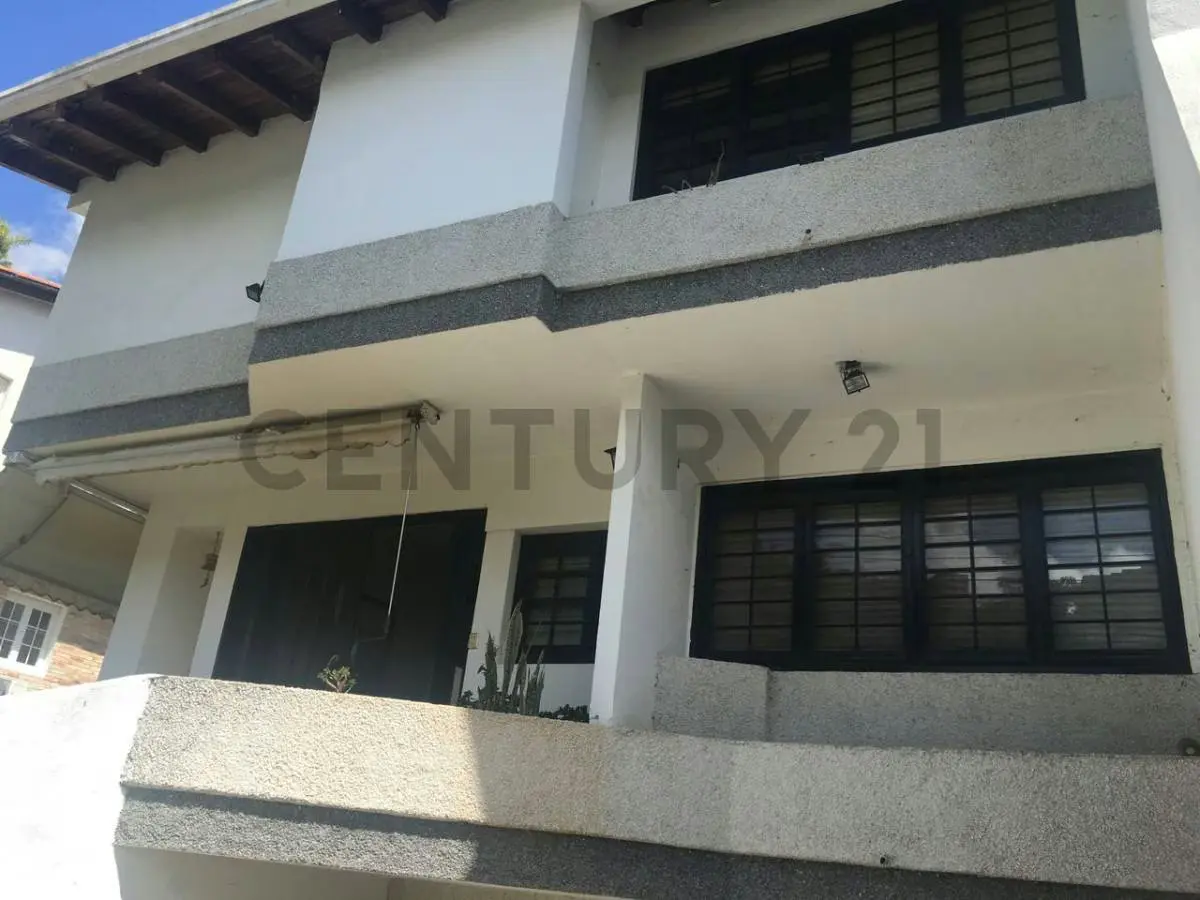PV - Venta de Casa en la Urb. Miranda con vista al Ávila