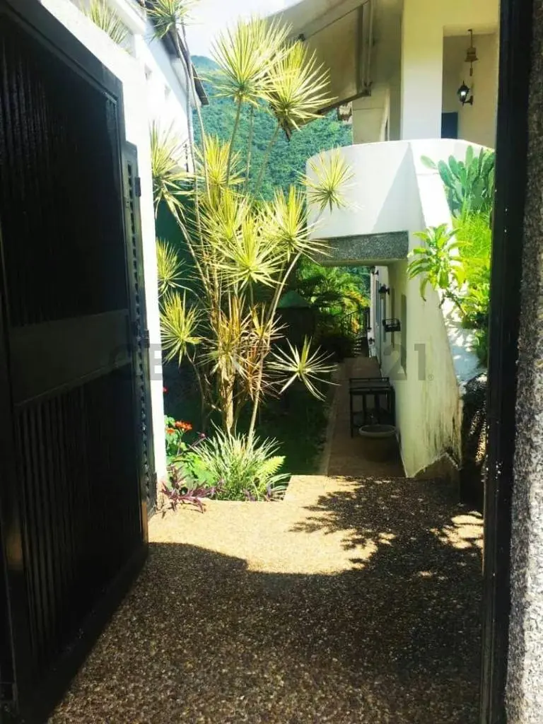 PV - Venta de Casa en la Urb. Miranda con vista al Ávila - 5