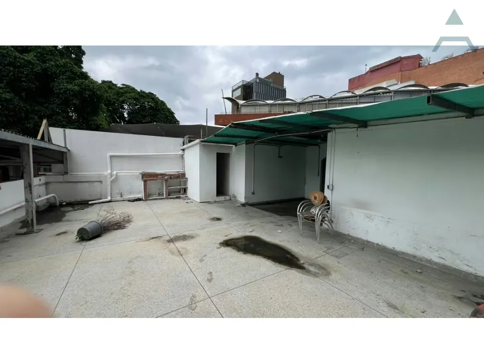 Se vende Local 988m² Las Mercedes - 22