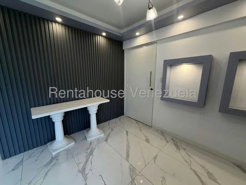 Apartamento (1 Nivel) en Venta en Chuao, Distrito Metropolitano - 17