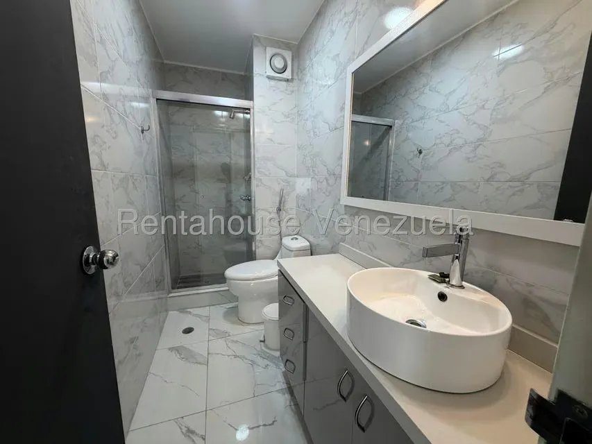 Apartamento (1 Nivel) en Venta en Chuao, Distrito Metropolitano - 20