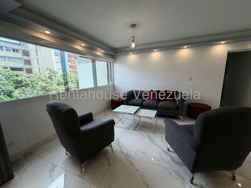 Apartamento (1 Nivel) en Venta en Chuao, Distrito Metropolitano - 28