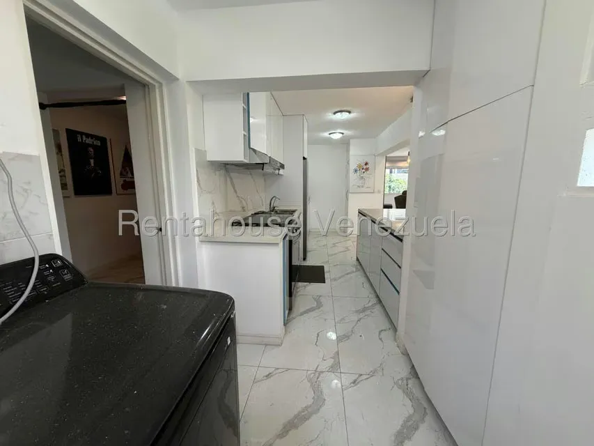 Apartamento (1 Nivel) en Venta en Chuao, Distrito Metropolitano - 29