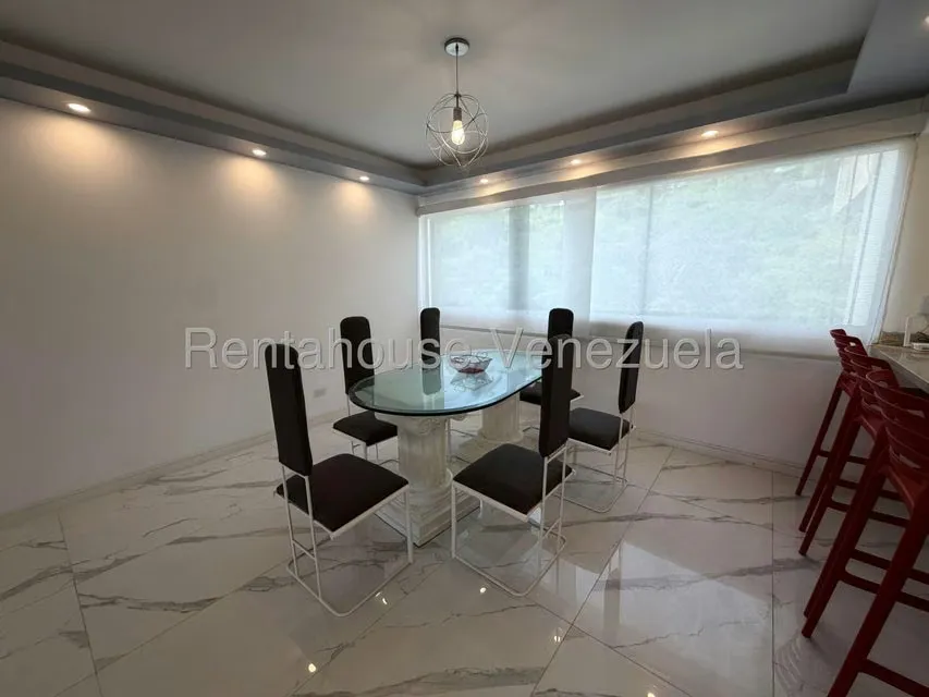 Apartamento (1 Nivel) en Venta en Chuao, Distrito Metropolitano - 4