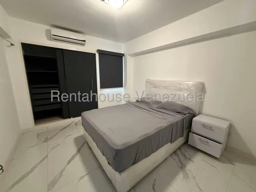 Apartamento (1 Nivel) en Venta en Chuao, Distrito Metropolitano - 5
