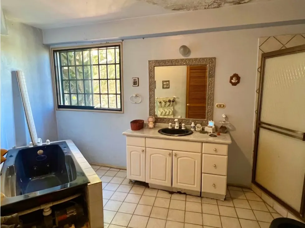Casa en Venta en La Tahona, Baruta - Caracas - 25