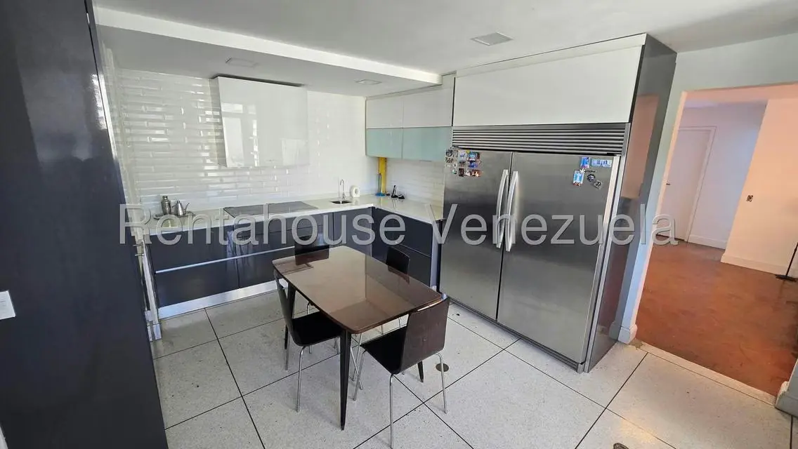 Apartamento (Duplex) en Venta en Colinas de Bello Monte, Distrito Metropolitano - 12