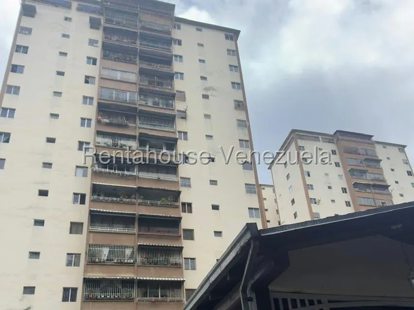 Apartamento (1 Nivel) en Venta en Don Blas, Miranda - 2