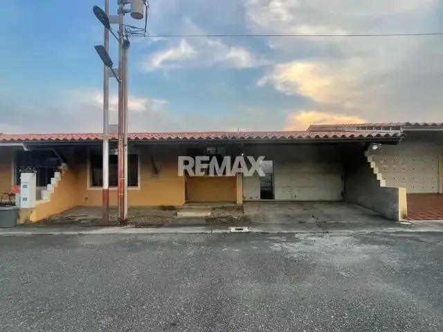 VENDO CASA EN URB LA TRIGALEÑA CABUDARE