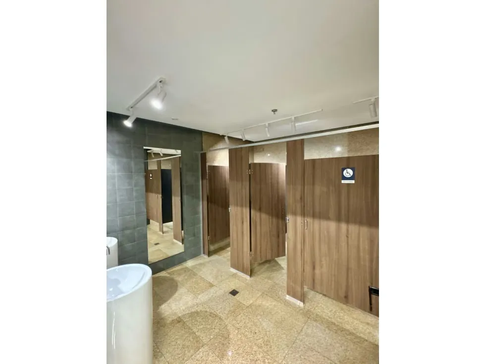 En Venta Oficina Doble Obra Gris Torre Madrid Las Mercedes Caracas - 8
