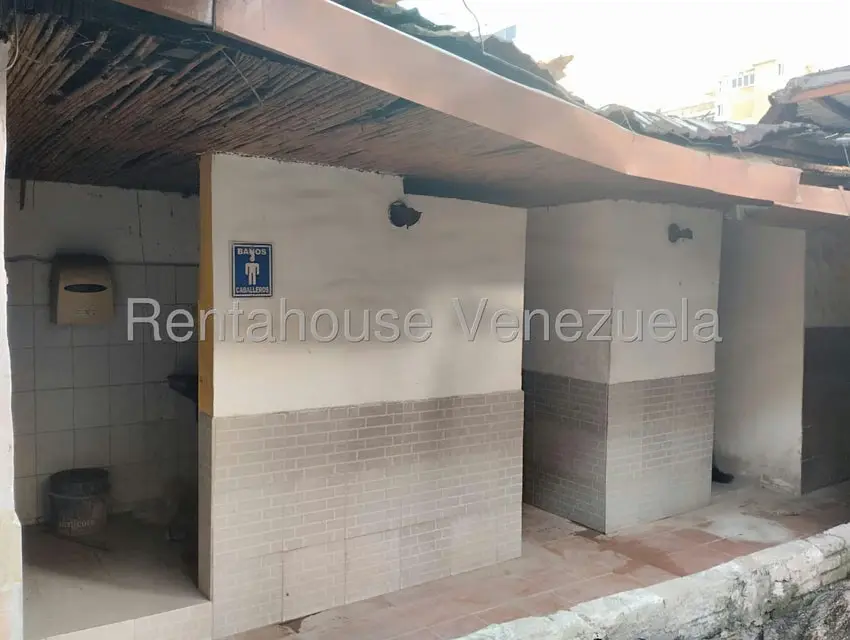 Casa (1 Nivel) en Venta en Centro, Lara - 18