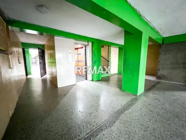 Apartamento en venta en la Avenida 40 de la Urbanización San Francisco - 2
