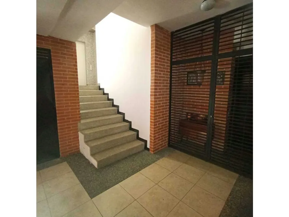 Vendo PB dúplex 600m2 Los Samanes 1504 - 6