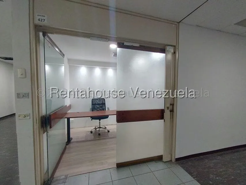 Oficina en Alquiler en Prados del Este, Distrito Metropolitano - 7