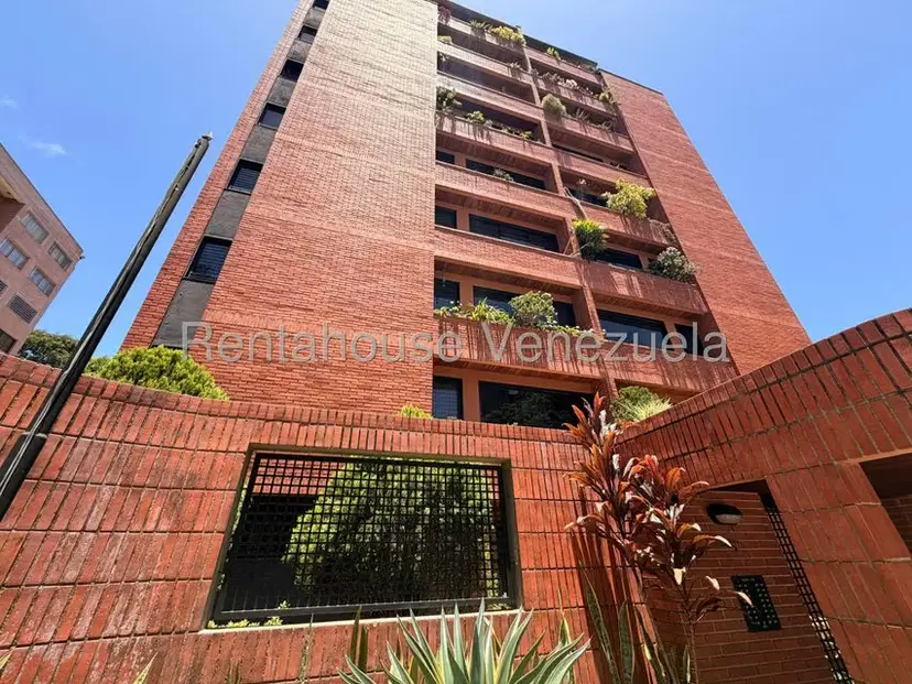 Apartamento (1 Nivel) en Alquiler en Parque el Retiro, Miranda