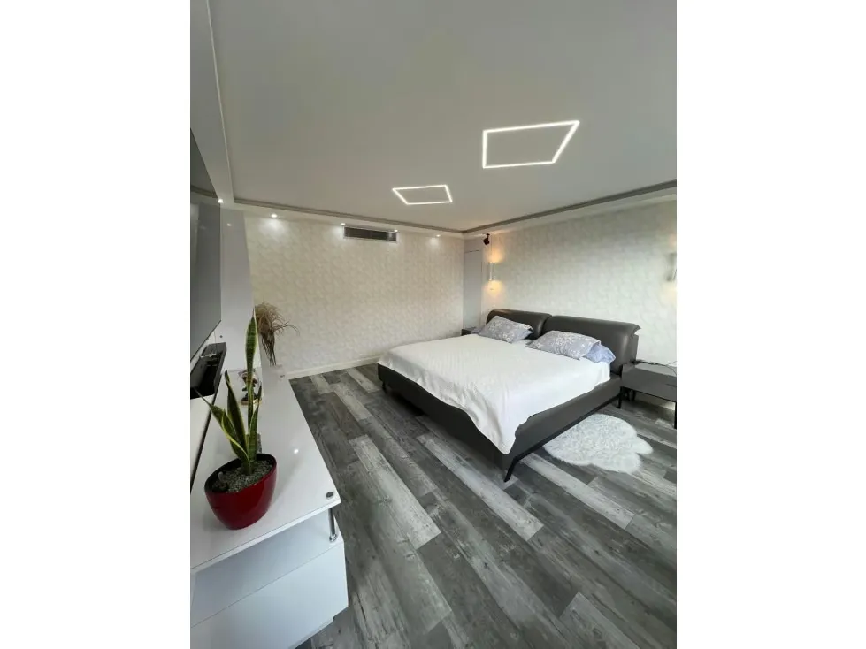 Se vende PH Duplex en Loma Linda - 13