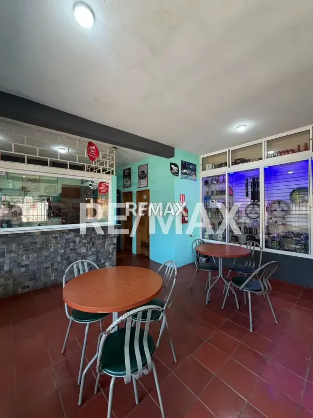 LOCAL TALLER URB PASTORA - 6