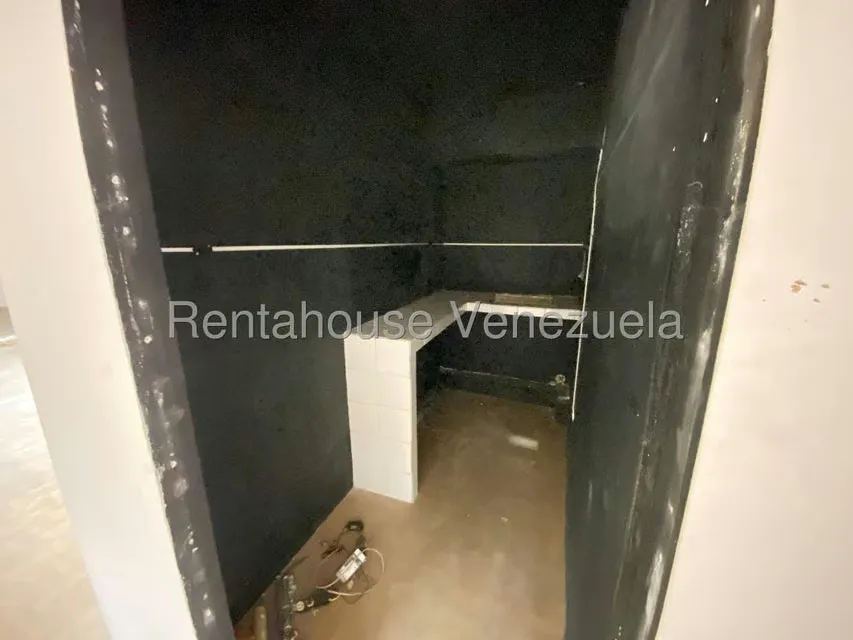 Local Comercial en Alquiler en Quinta Crespo, Distrito Metropolitano - 16