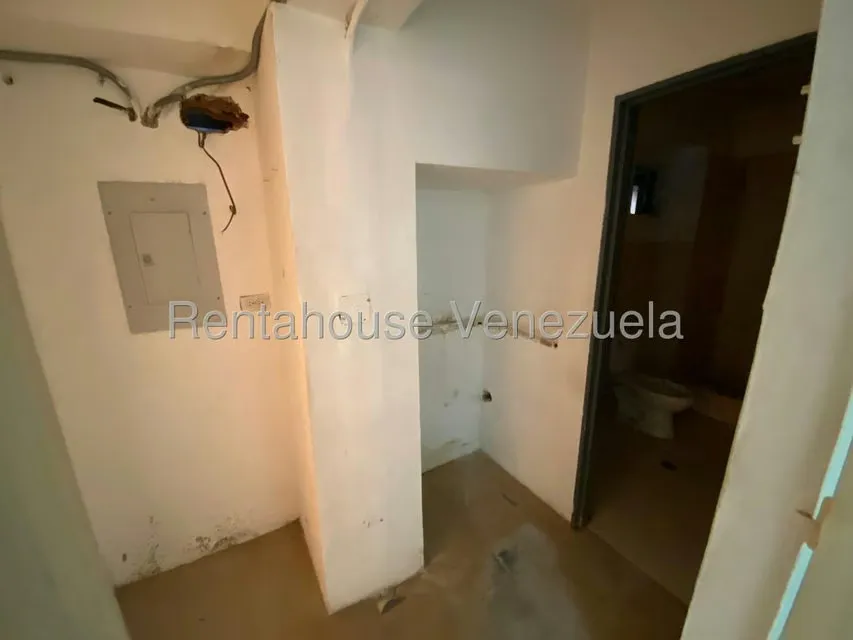 Local Comercial en Alquiler en Quinta Crespo, Distrito Metropolitano - 18