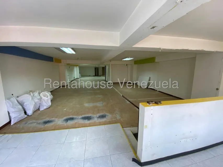 Local Comercial en Alquiler en Quinta Crespo, Distrito Metropolitano - 7