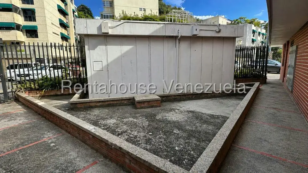 Local Comercial en Venta en Cumbres de Curumo, Distrito Metropolitano - 11