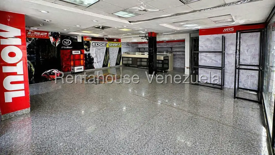 Local Comercial en Venta en Cumbres de Curumo, Distrito Metropolitano - 3