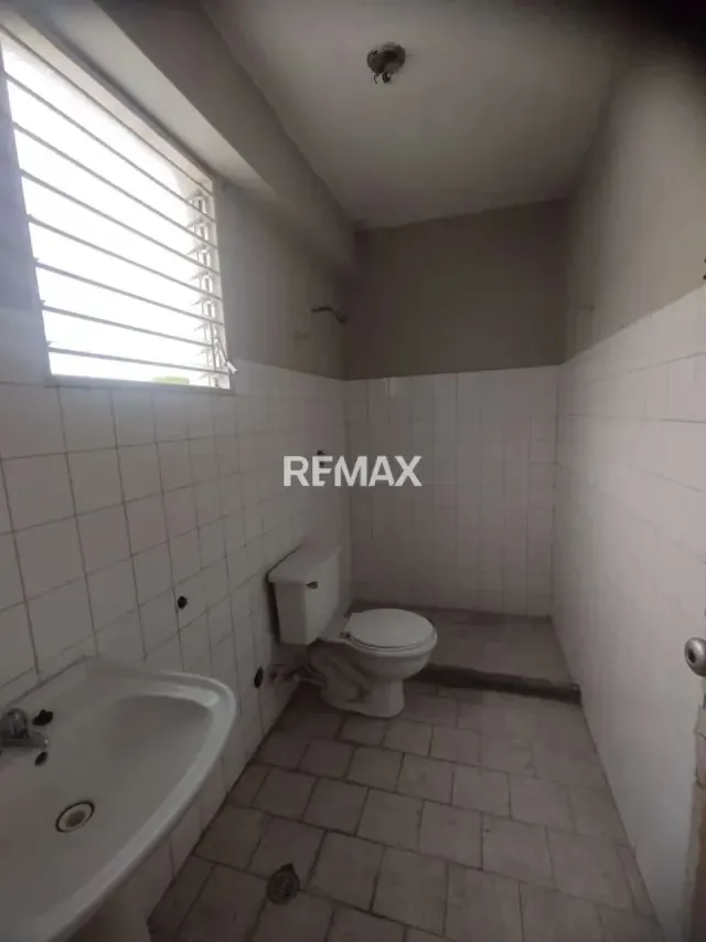 Accesible apartamento en venta. Sector centro de Araure estado portuguesa. - 5