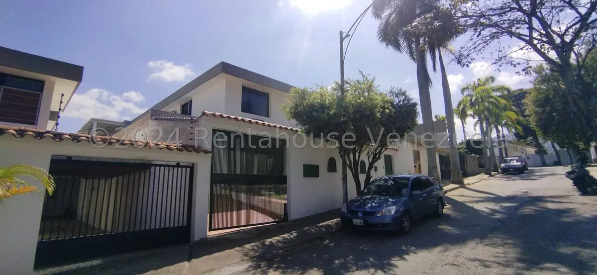 Casa (Multipes Niveles) en Venta en Los Pomelos, Distrito Metropolitano - 2