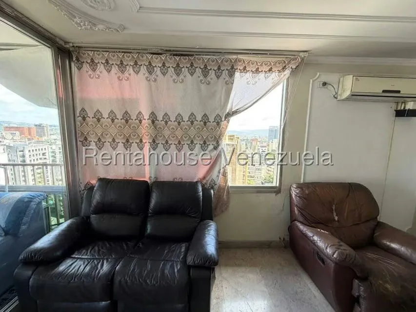 Apartamento (1 Nivel) en Venta en La Florida, Distrito Metropolitano - 12