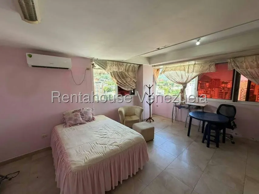 Apartamento (1 Nivel) en Venta en La Florida, Distrito Metropolitano - 37