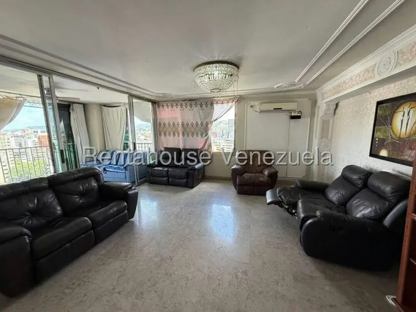 Apartamento (1 Nivel) en Venta en La Florida, Distrito Metropolitano - 6