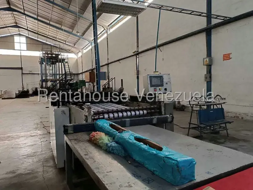 Comercial (Galpon - Deposito) en Venta en Urbanizacion Industrial Santa Cruz, Aragua - 24