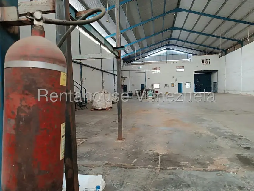 Comercial (Galpon - Deposito) en Venta en Urbanizacion Industrial Santa Cruz, Aragua - 31