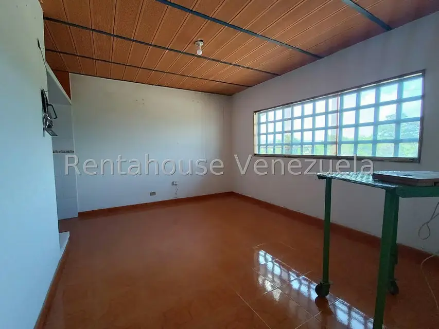Comercial (Galpon - Deposito) en Venta en Urbanizacion Industrial Santa Cruz, Aragua - 9