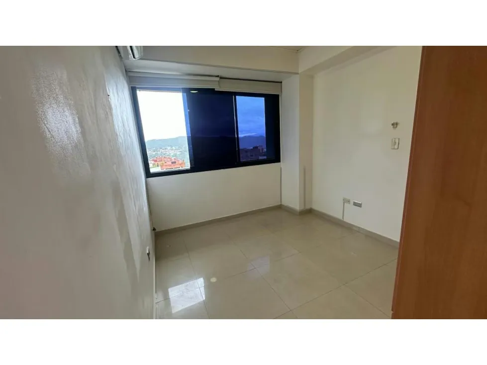 Apartamento actualizado y amoblado en la Urb El Peñon - 9
