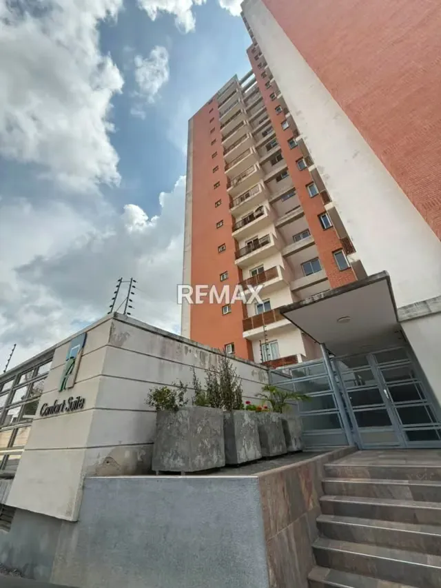 Apartamento en Venta Confort Suites Zona Oeste-Barquisimeto - 2