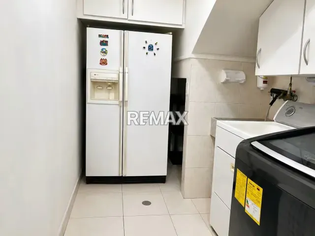 Amplio Townhouse en Alquiler en Alta Florida con Rooftop, Jacuzzi y Pozo Propio - 18