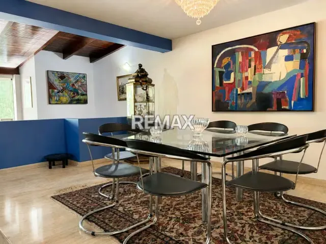 Amplio Townhouse en Alquiler en Alta Florida con Rooftop, Jacuzzi y Pozo Propio - 3