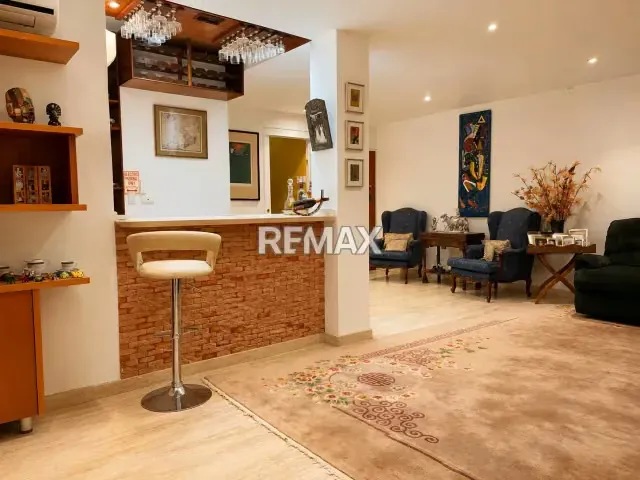 Amplio Townhouse en Alquiler en Alta Florida con Rooftop, Jacuzzi y Pozo Propio - 7