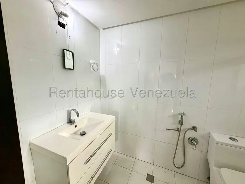 Casa (Duplex) en Venta en Miranda, Distrito Metropolitano - 22
