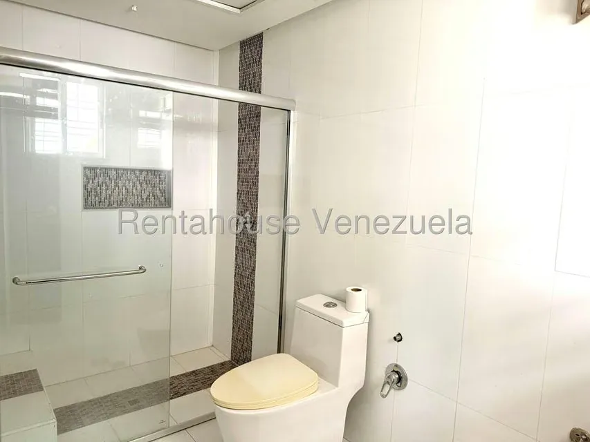 Casa (Duplex) en Venta en Miranda, Distrito Metropolitano - 23