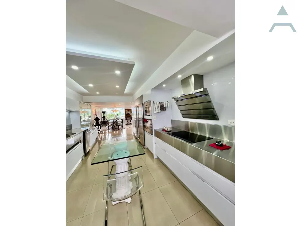 Se vende/alq Apto244m² 2h+s/3b+s/3p Las Mesetas de Santa Rosa de Lima - 15