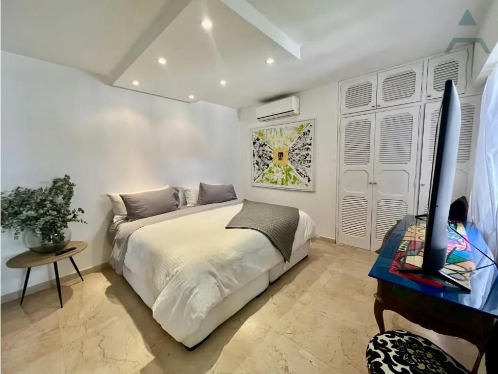 Se vende/alq Apto244m² 2h+s/3b+s/3p Las Mesetas de Santa Rosa de Lima - 24