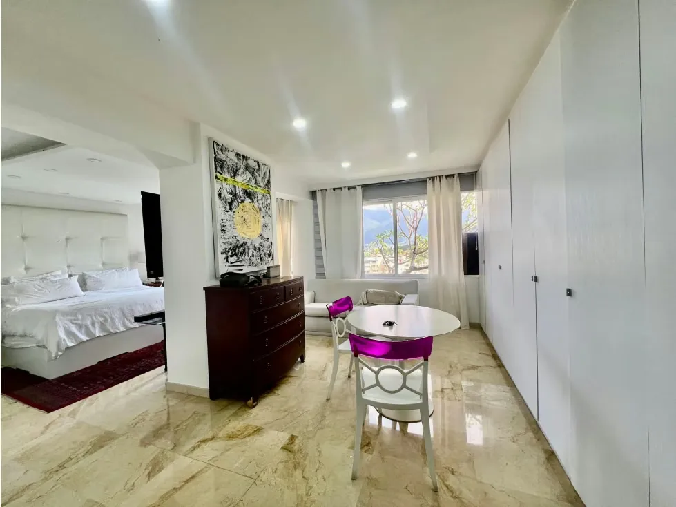Se vende/alq Apto244m² 2h+s/3b+s/3p Las Mesetas de Santa Rosa de Lima - 26