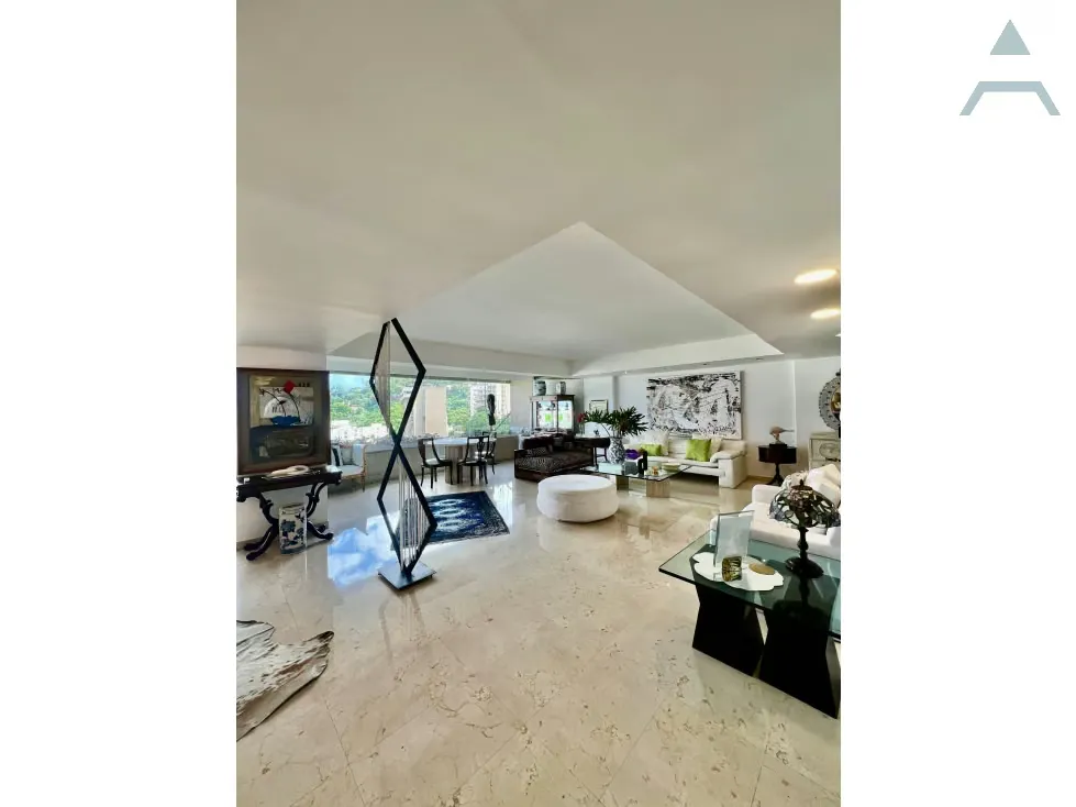 Se vende/alq Apto244m² 2h+s/3b+s/3p Las Mesetas de Santa Rosa de Lima - 3